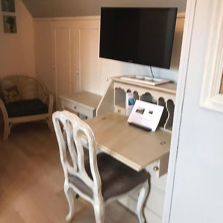 Les Chaumieres Du Pays D'Auge Bed & Breakfast Le Breuil-en-Auge Exterior foto