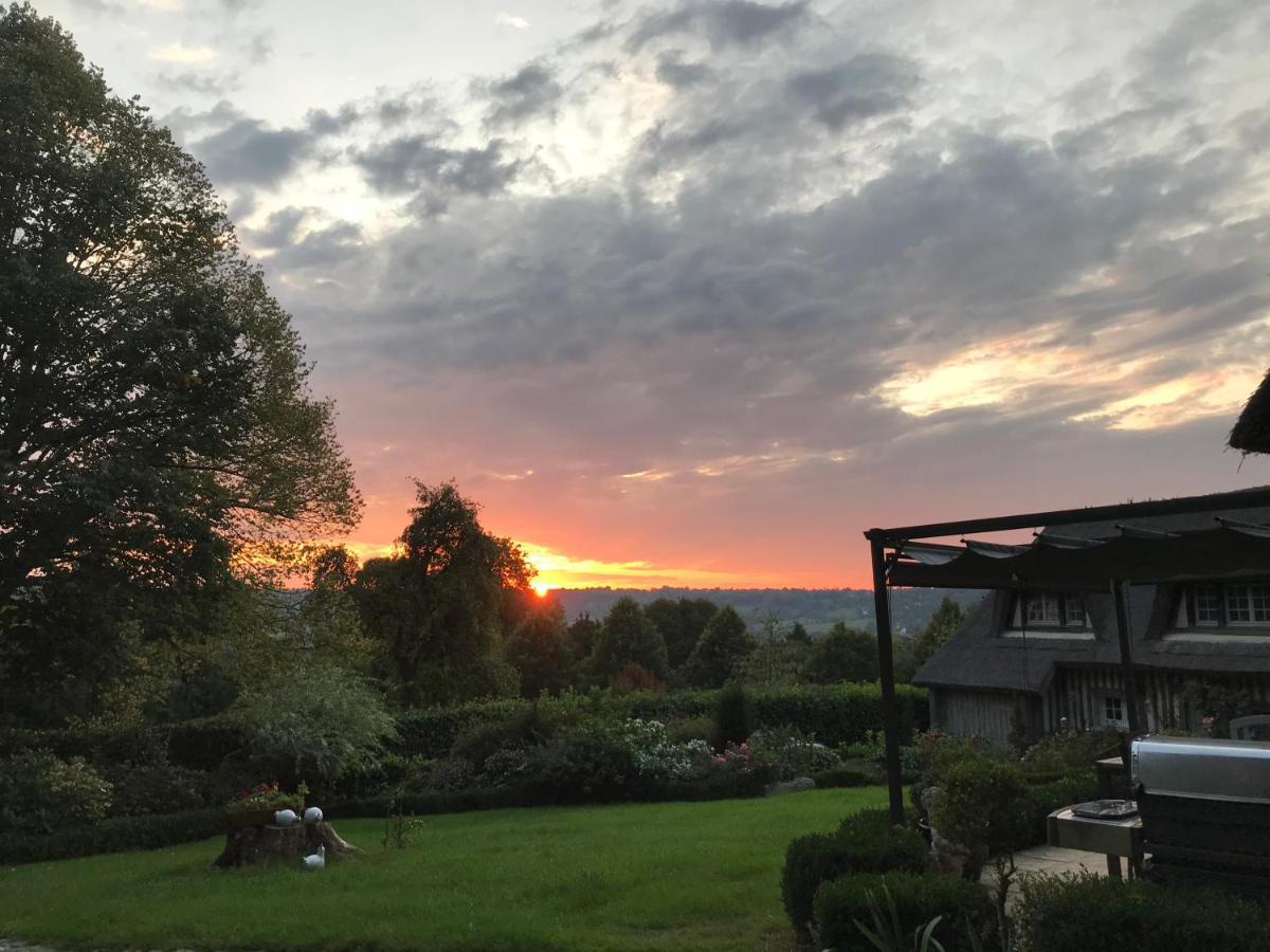 Les Chaumieres Du Pays D'Auge Bed & Breakfast Le Breuil-en-Auge Exterior foto