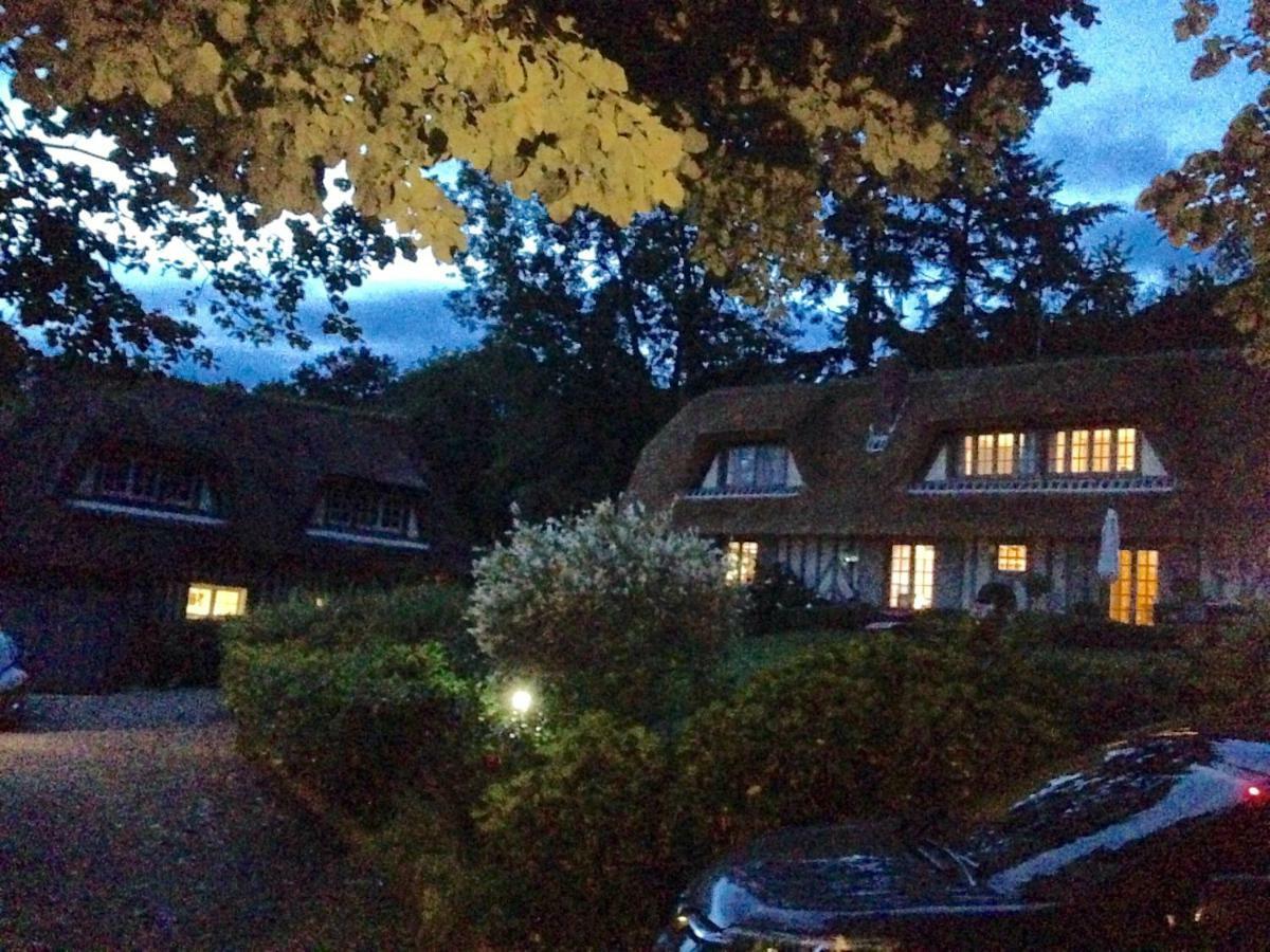 Les Chaumieres Du Pays D'Auge Bed & Breakfast Le Breuil-en-Auge Exterior foto